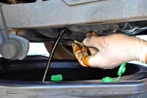 Car engine oil change tutorial